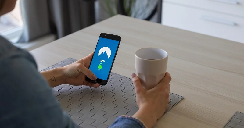 How to protect yourself on a public Wi-Fi network
